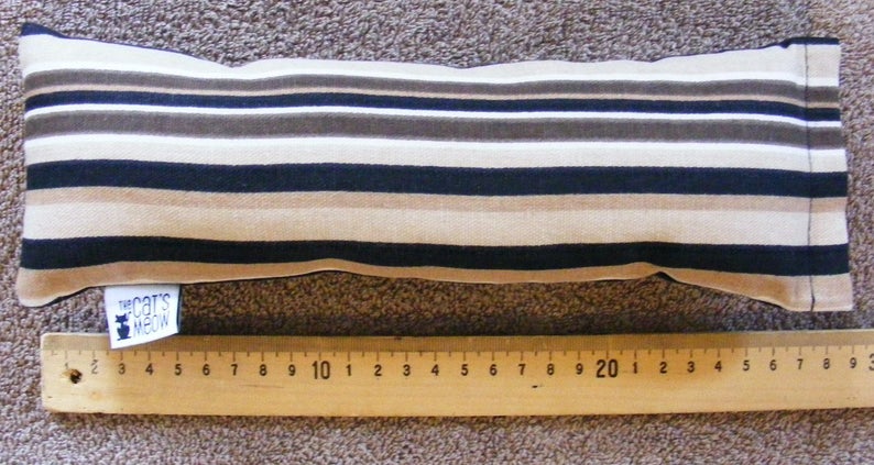 REFILLABLE CATNIP SNUGGLE STICK 